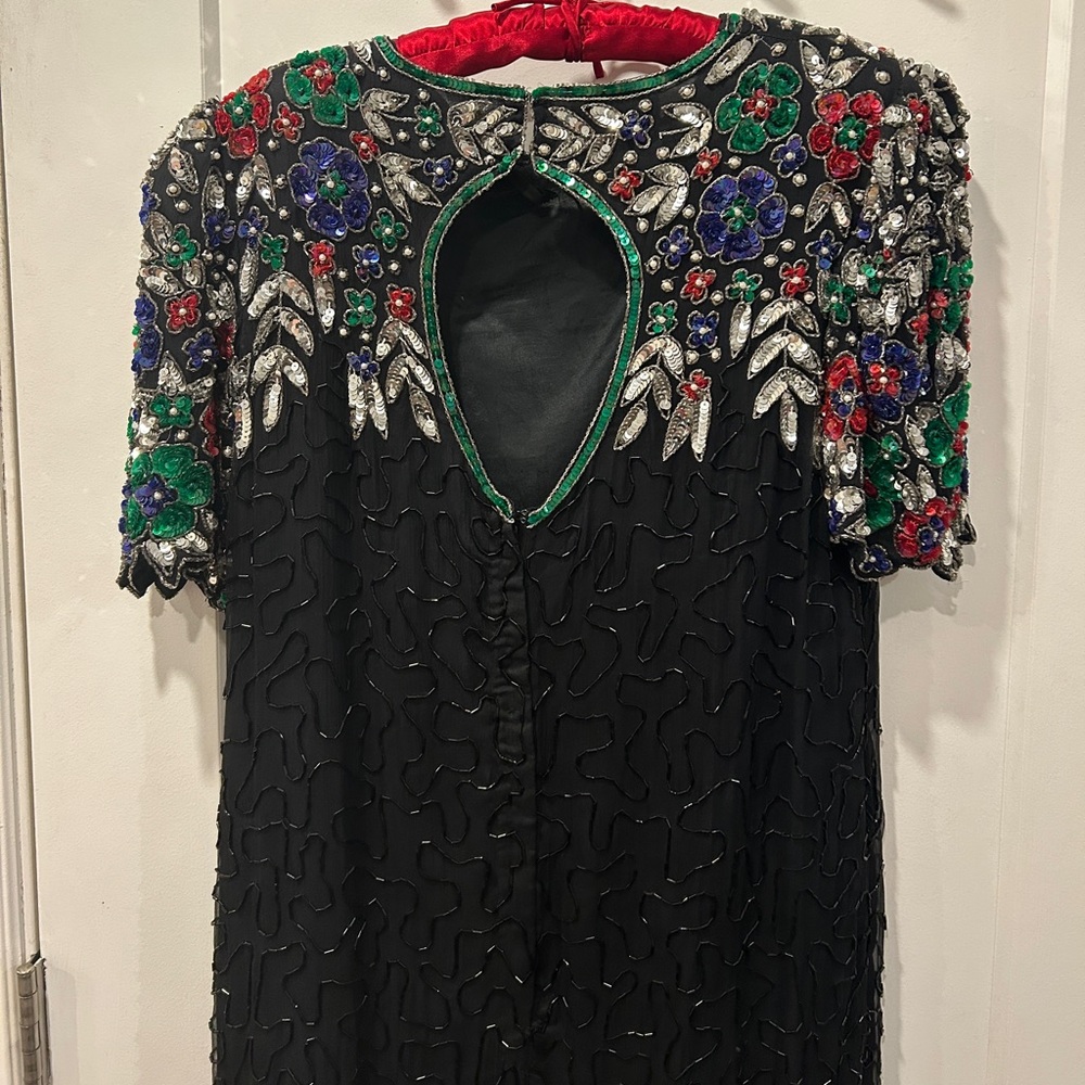 Vintage Elegant Black Silk Dress with Colourful floral beading - Picture 12 of 17